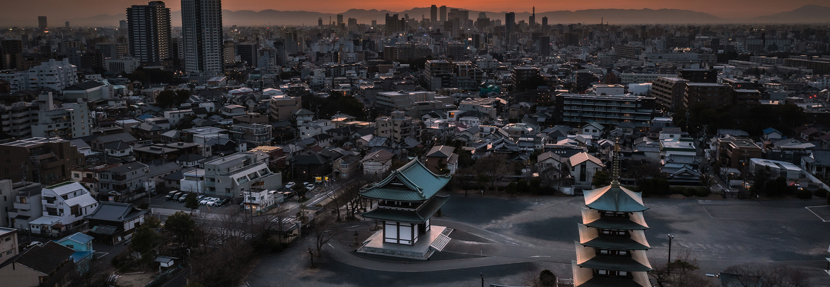 覚王山 日泰寺（徒歩5分／約380m）