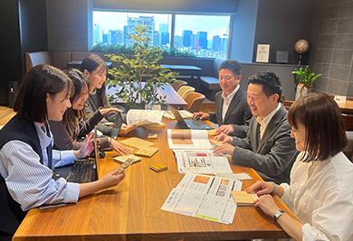 木質化ワーキングチームの打合せ風景
