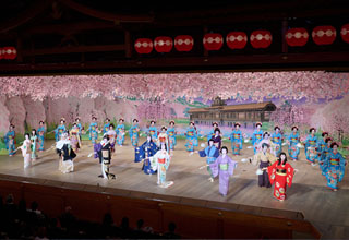 「都をどり」と春の祇園