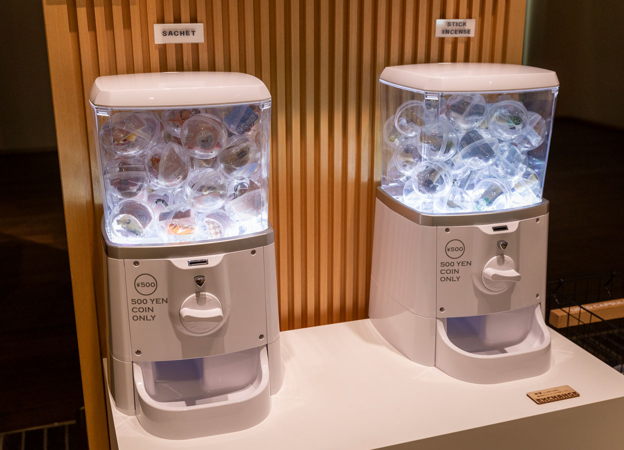 若い世代や海外の方からも人気の薫ガチャ