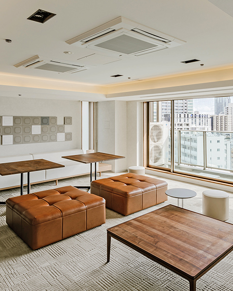 スカイラウンジ