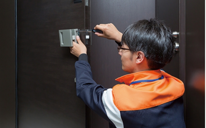 鍵が閉まらない