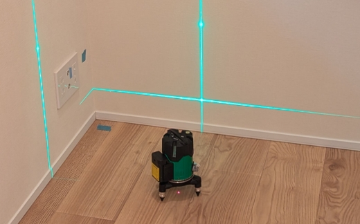 床等の傾斜確認