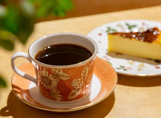 cafe Lindenbaum コーヒーとケーキ