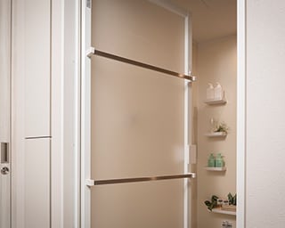 浴室扉タオル掛け
