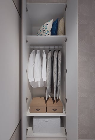 クローゼット（洋室2）