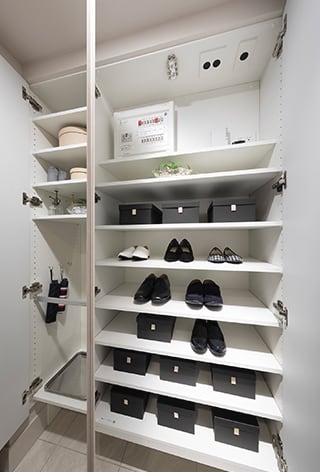 シューズボックス