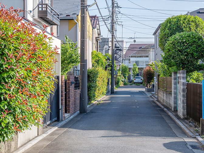 現地周辺の街並み