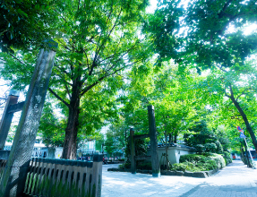 蛎殻町公園（徒歩14分・約1,060m）