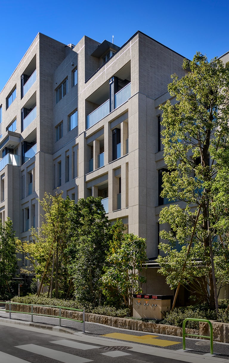 ザ・パークハウスグラン南青山（2016年8月竣工）