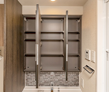 洗面三面鏡裏収納