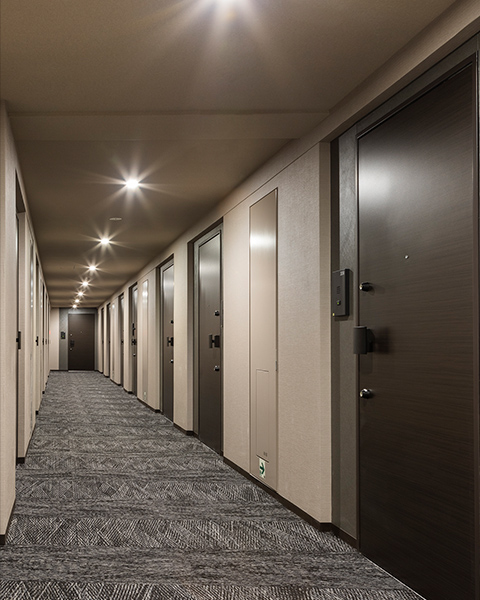 ホテルライクな内廊下