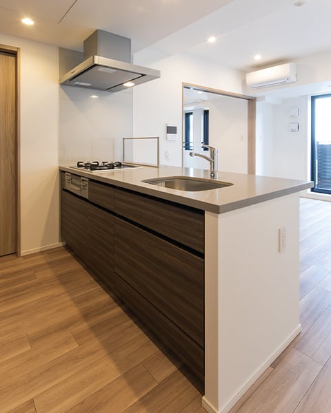 フィオレストーン採用のキッチン