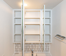 洗面三面鏡裏収納