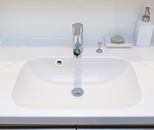 クォーツ系人造石洗面カウンター